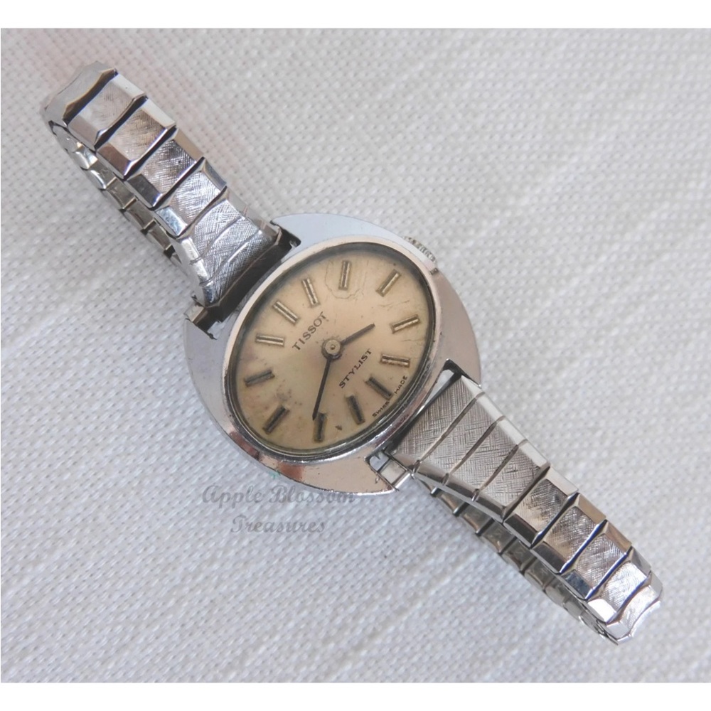 Vintage Women’s Ladies Silver Tone Tissot Stylist Manual Wind Watch Speidel Band